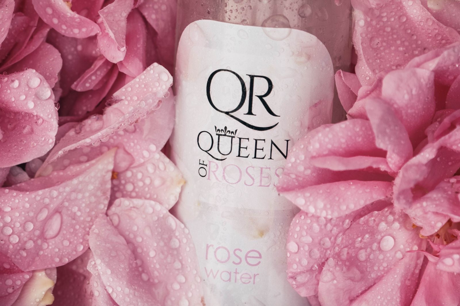 Vorteile der Verwendung von Rosenwasser auf die Haut und Haare